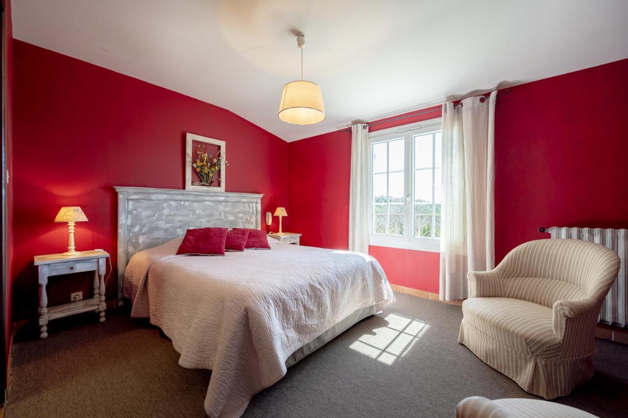 La Maison Du Rouge Gorge - Charmante Maison Climatisee Avec Piscine Pontevès エクステリア 写真