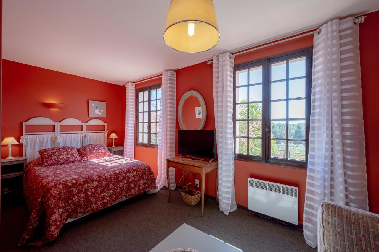 La Maison Du Rouge Gorge - Charmante Maison Climatisee Avec Piscine Pontevès エクステリア 写真